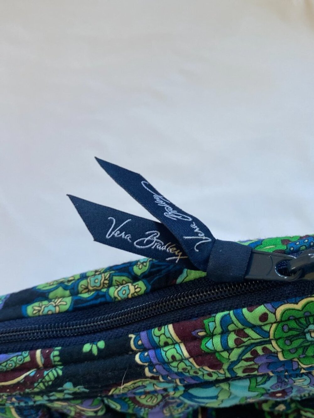 VERA BRADLEY Green Blue Rhapsody Paisley Quilted Bag Purse, EUC - Picture 3 of 10